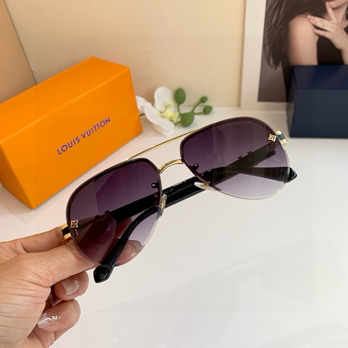 ルイヴィトンサングラス正面デザイン